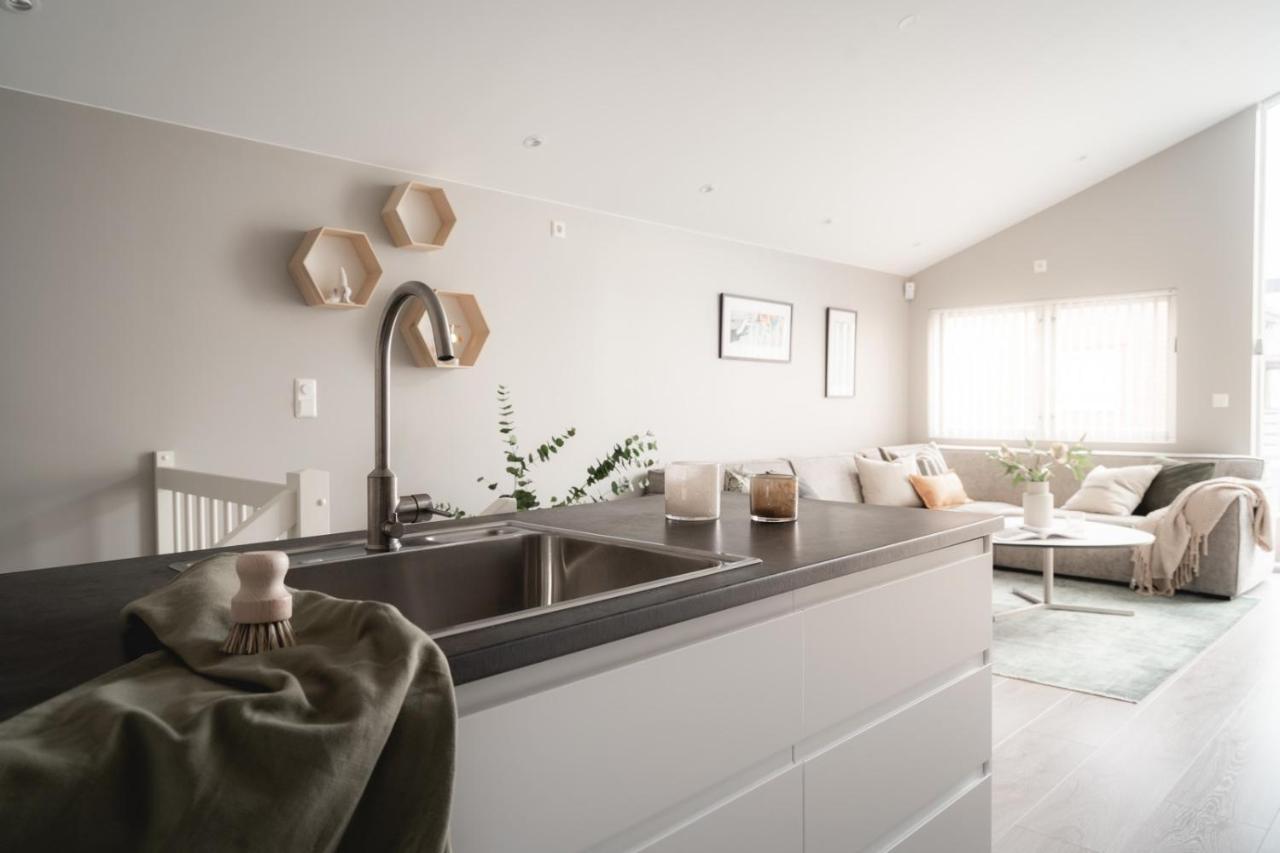 Arctic Homes - Unique Town House ทรอมโซ ภายนอก รูปภาพ